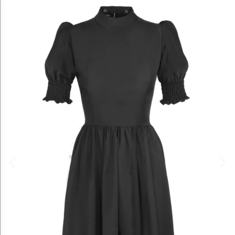 DEANDRI Jaquette Dress in Black Size: Small